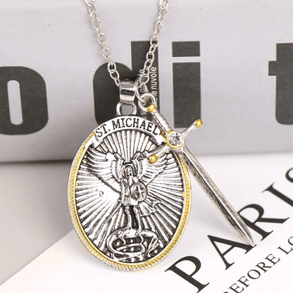 Collar San Miguel Arcángel — Protector Celestial