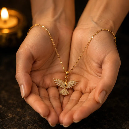 Collar Espíritu Santo – Joya de Fe y Protección